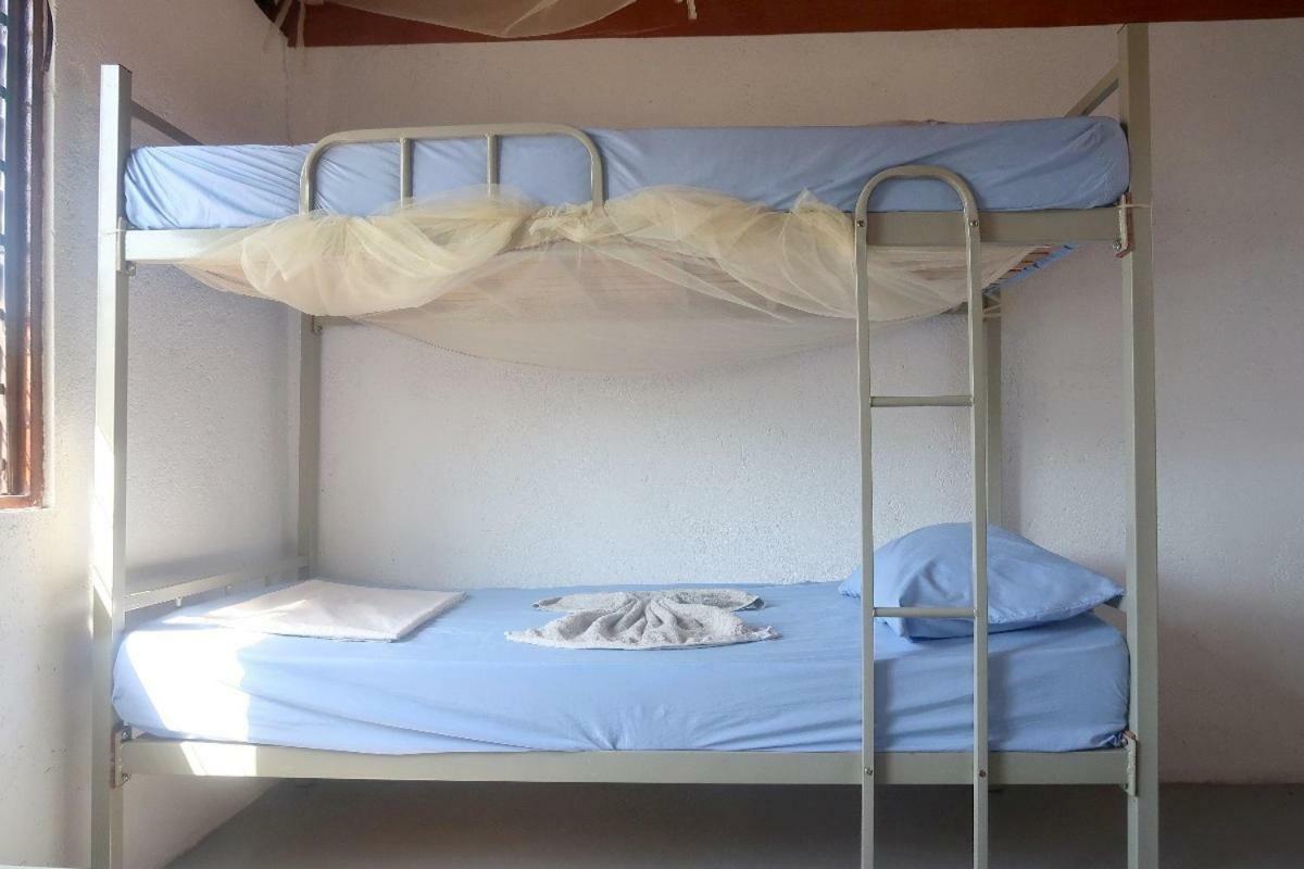 Beloi Atauro Dive Resort Backpackers Hostel מראה חיצוני תמונה